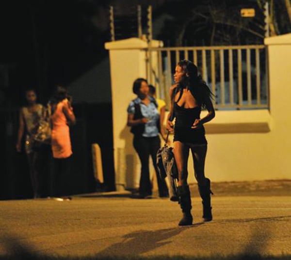 Prostitutes Point Pedro, Phone numbers of Girls in (LK)